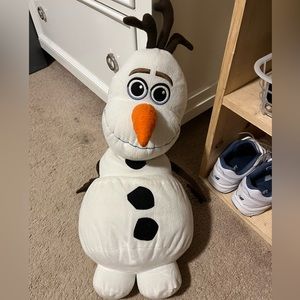 Large olaf stuffed animal